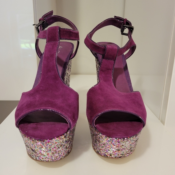 ALDO SIZE 38 PURPLE HEELS - Picture 2 of 4